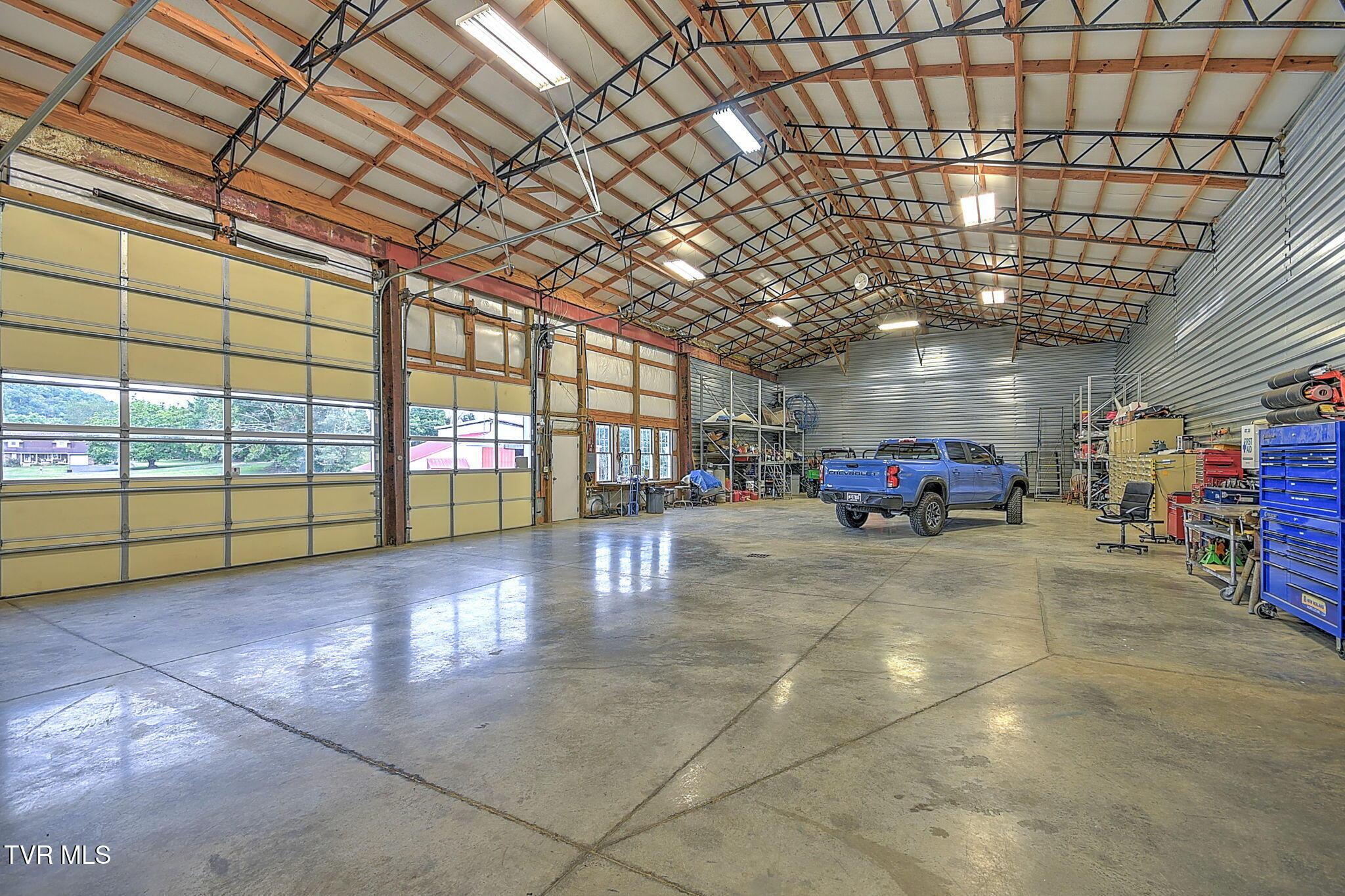 97-web-or-mls-1048 Dry Hollow Rd-3