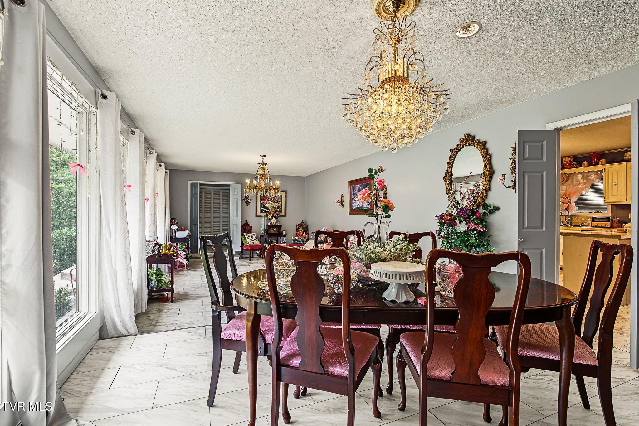 23-web-or-mls-175-fairway-dr