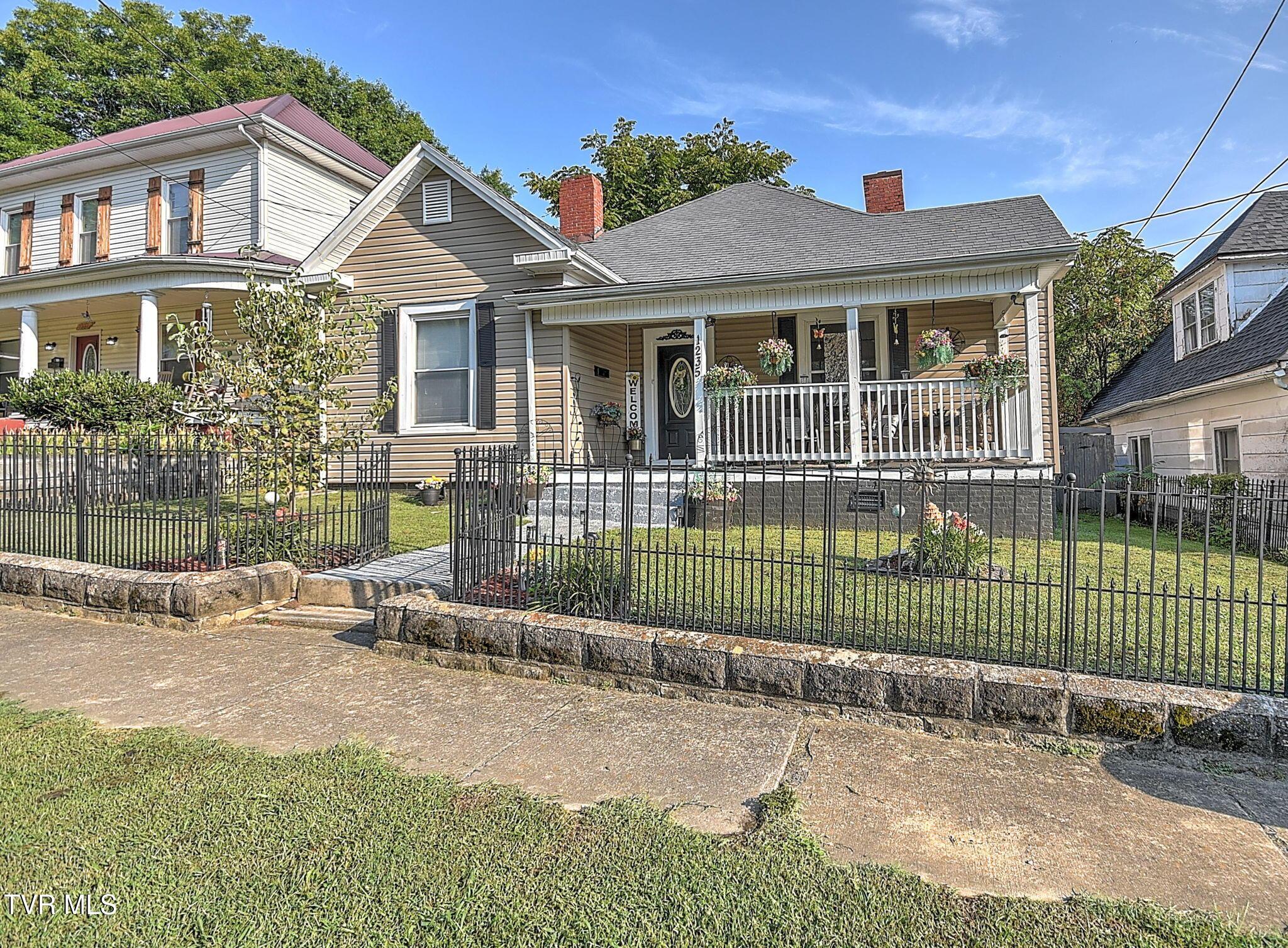 4-web-or-mls-1235 Broad St TA-5