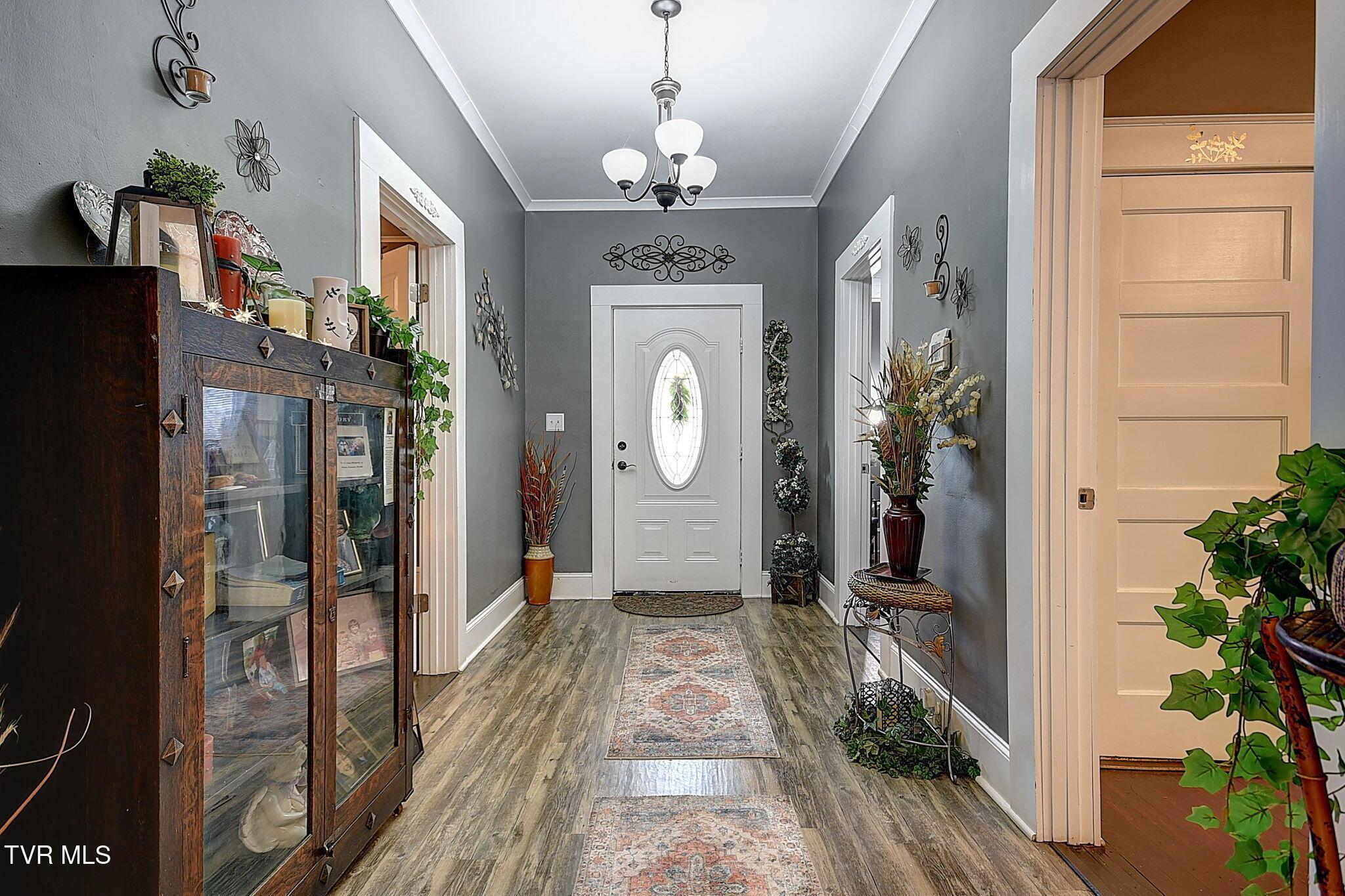 6-web-or-mls-1235 Broad St TA-7