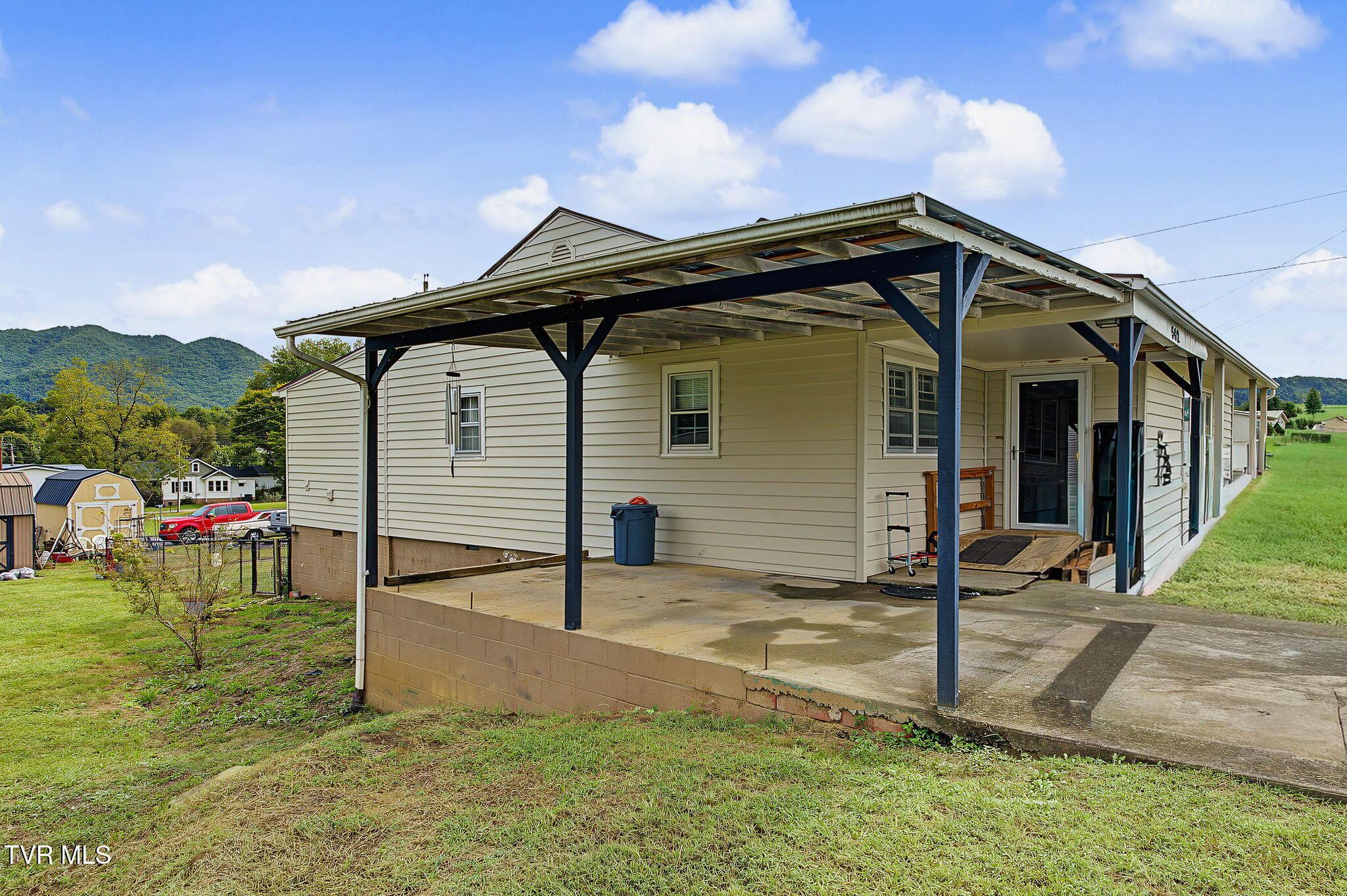 5-web-or-mls-562-garrison-hollow-rd