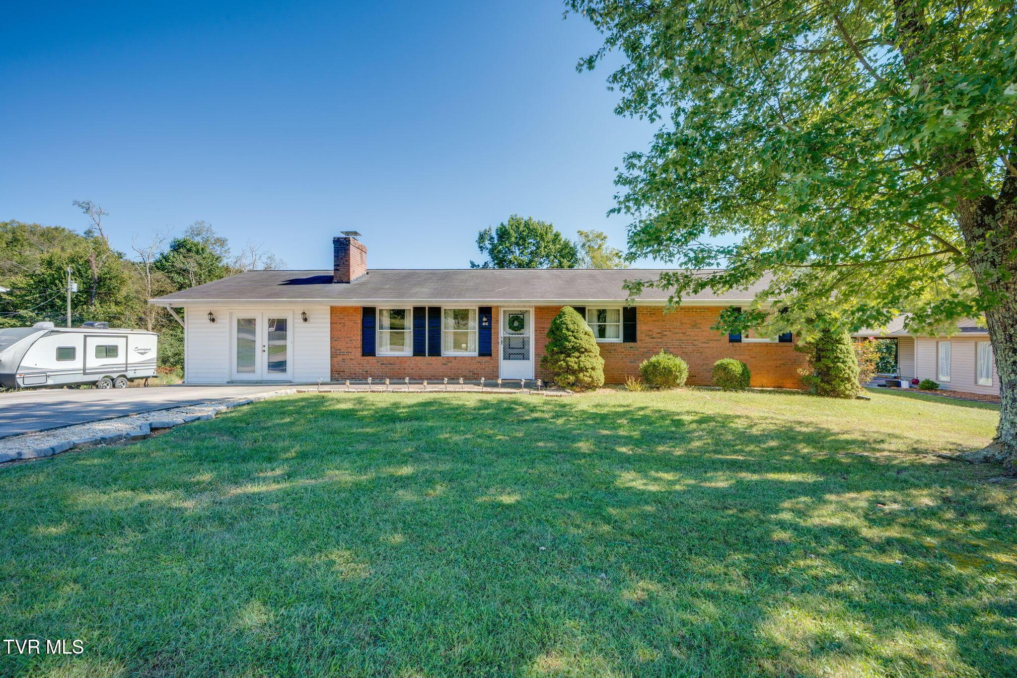 Photo of 3 bed, 2 bath, 1,500 sq ft single family residence at 4845 Curtis Court
