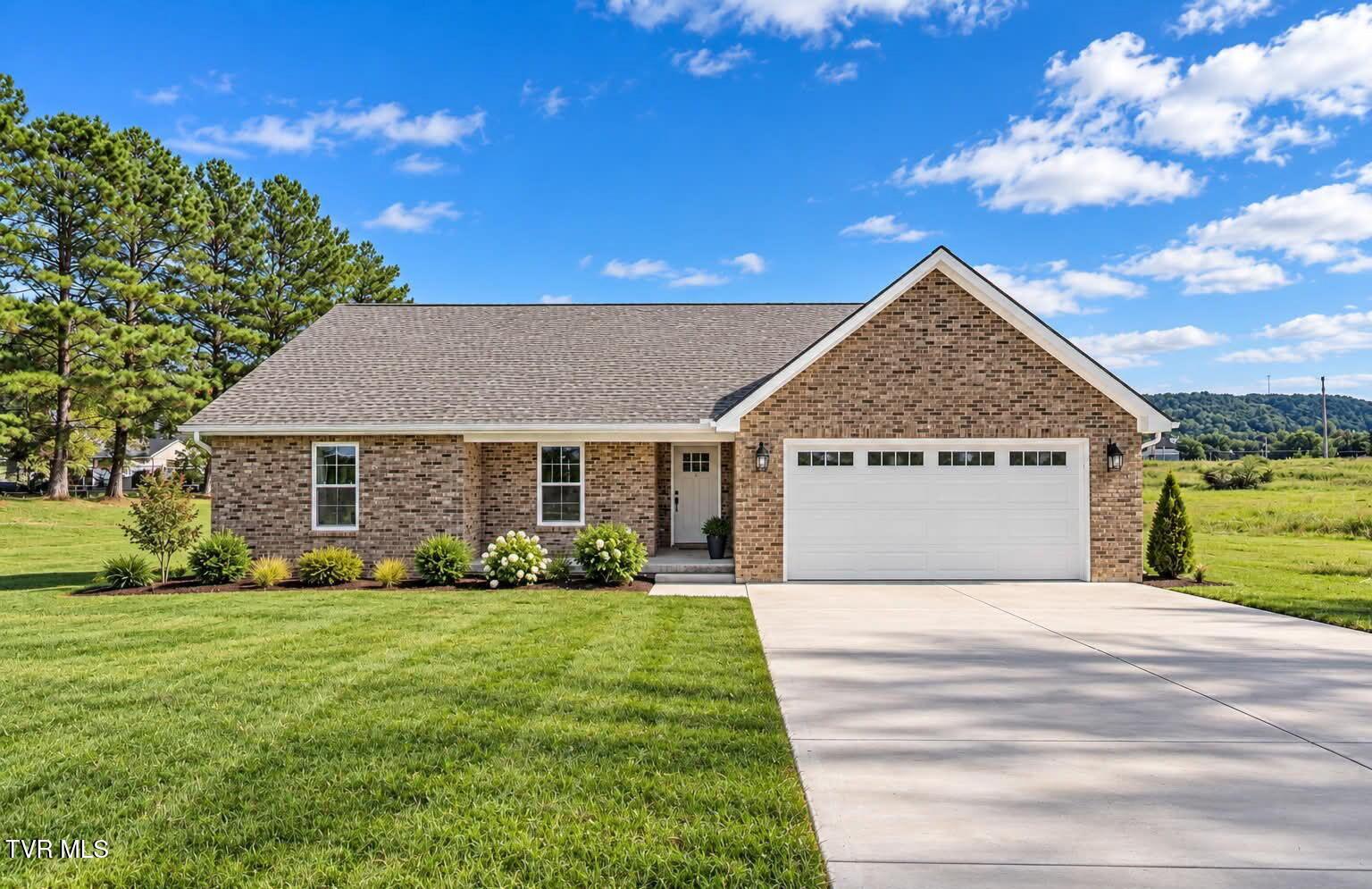 2-web-or-mls-3844 Lake Valley Dr AB-76