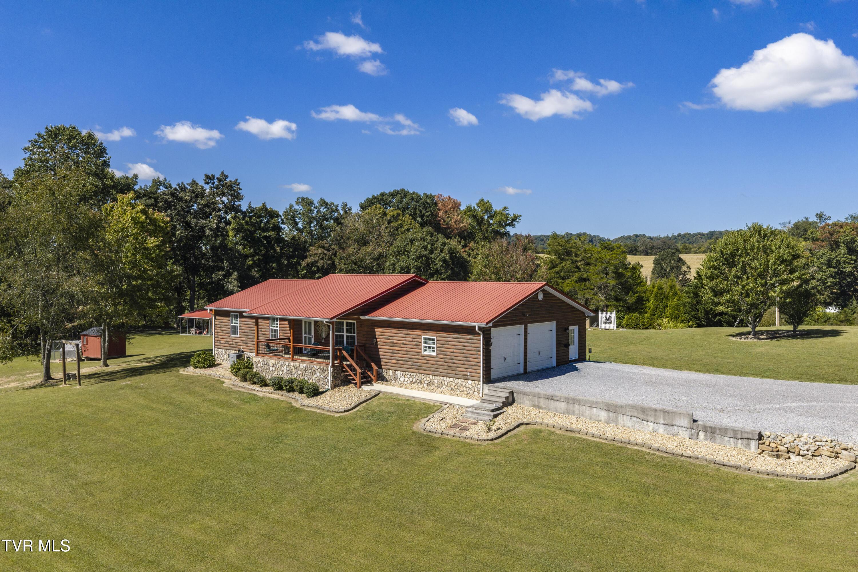Photo of 3 bed, 2 bath, 1,772 sq ft single family residence at 7806 Old Stage Road