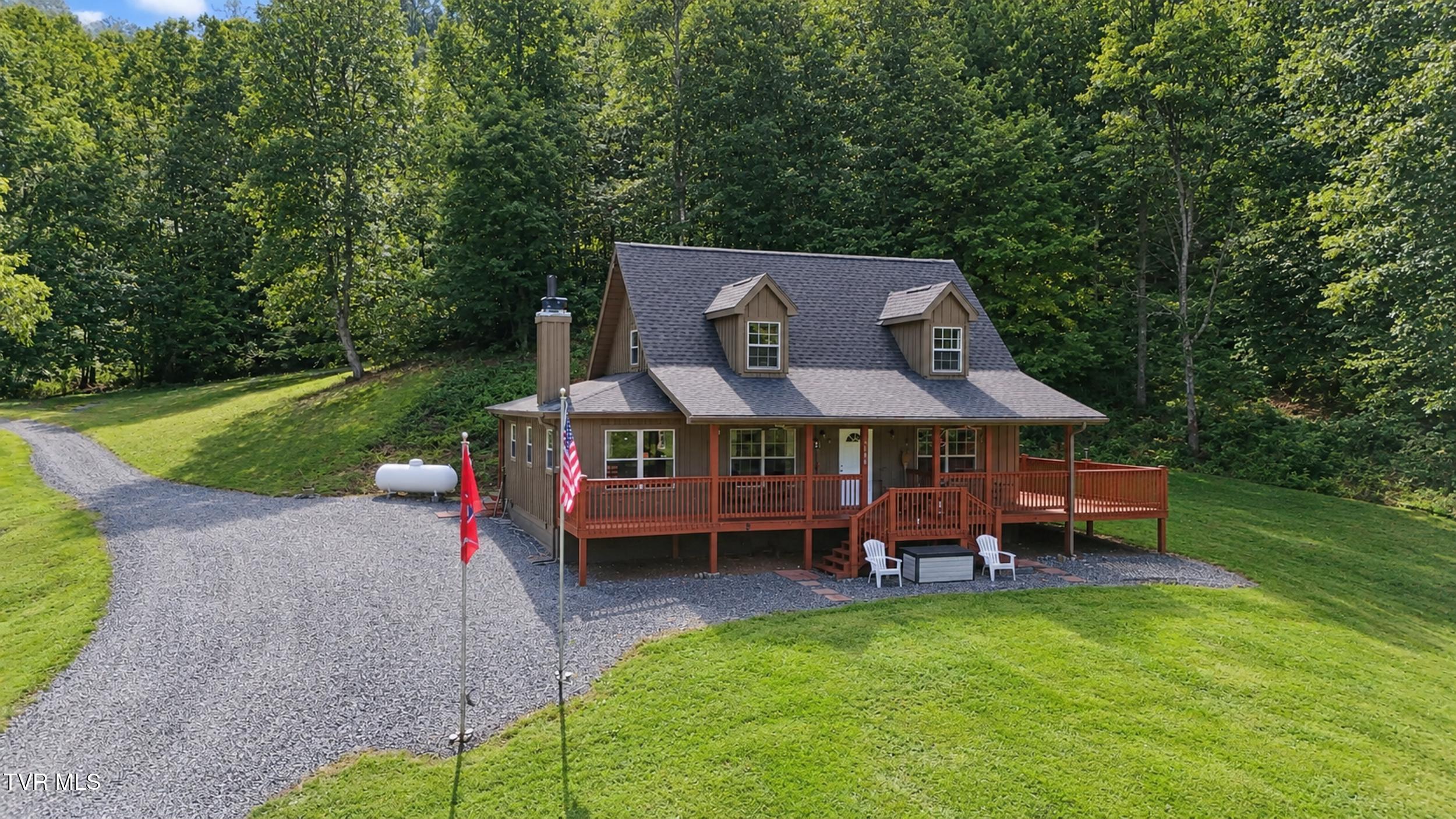2_2608 beech creek rd-70