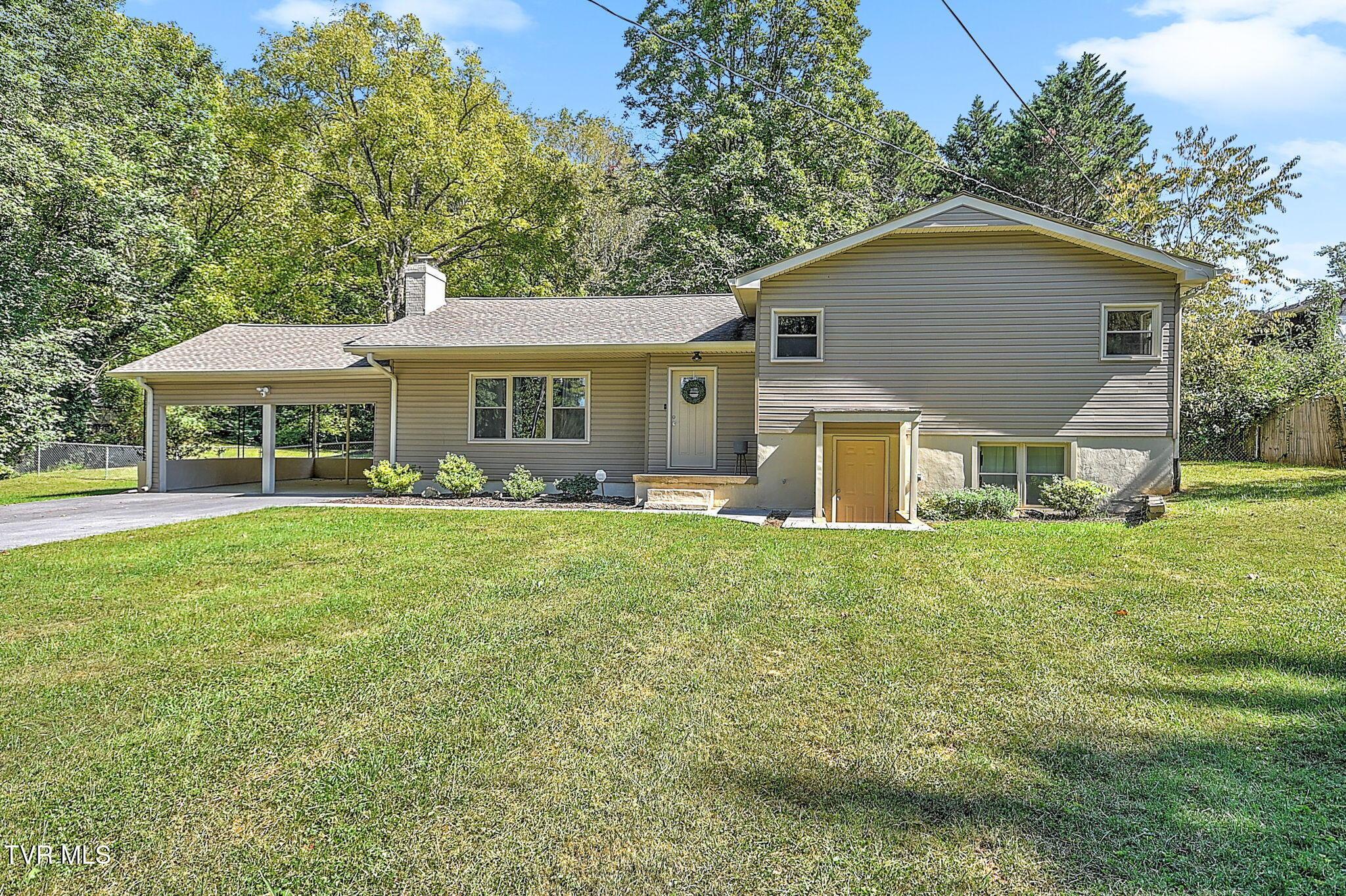 3-web-or-mls-197 Beechwood Rd AH-3