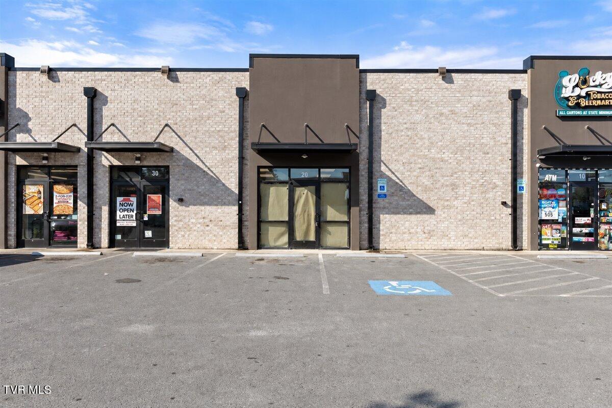 03-Strip Mall Facade with Vacant Unit 20