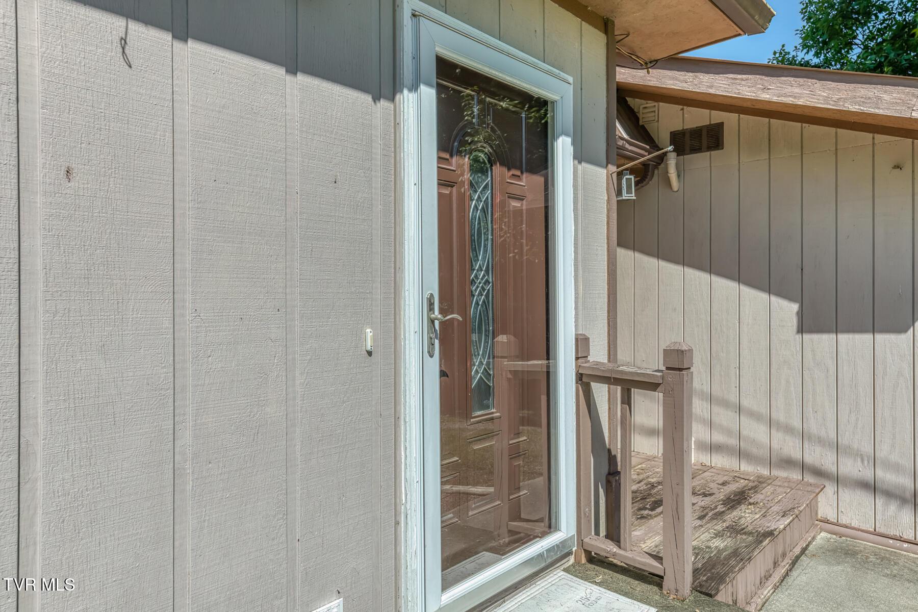 867 Mayberry Rd-4