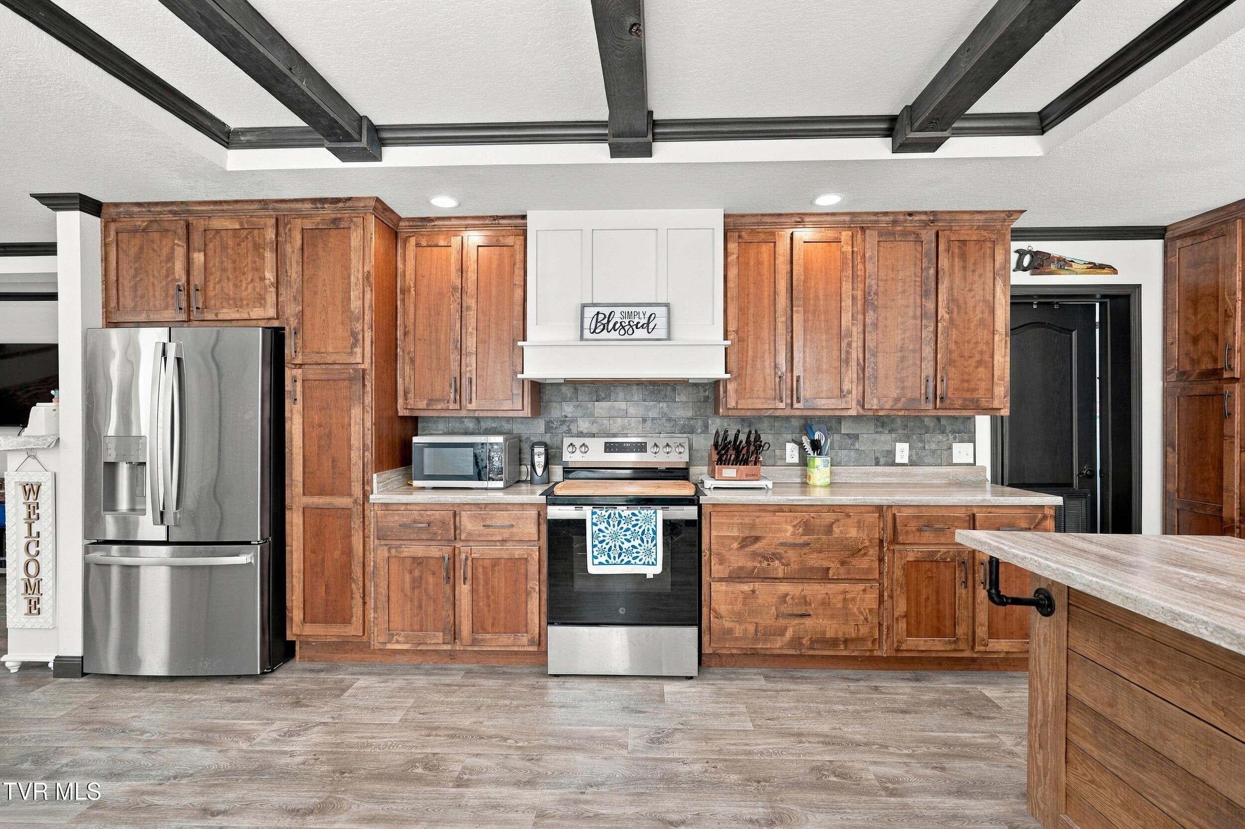 11_683 turner rd-23