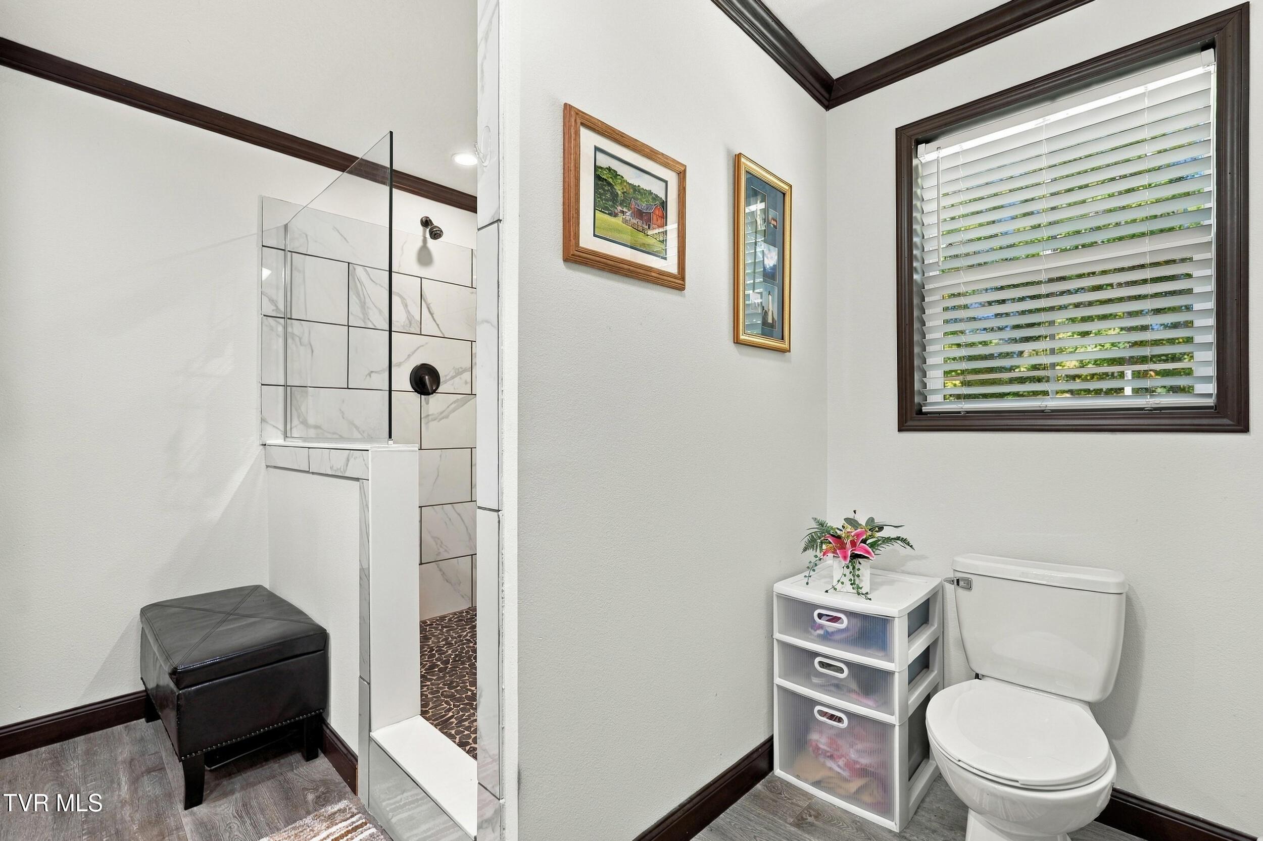17_683 turner rd-06