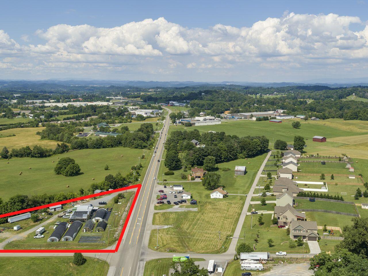 Photo of 575 sq ft, 1.80 ac commercial lease at 951 Suncrest Drive