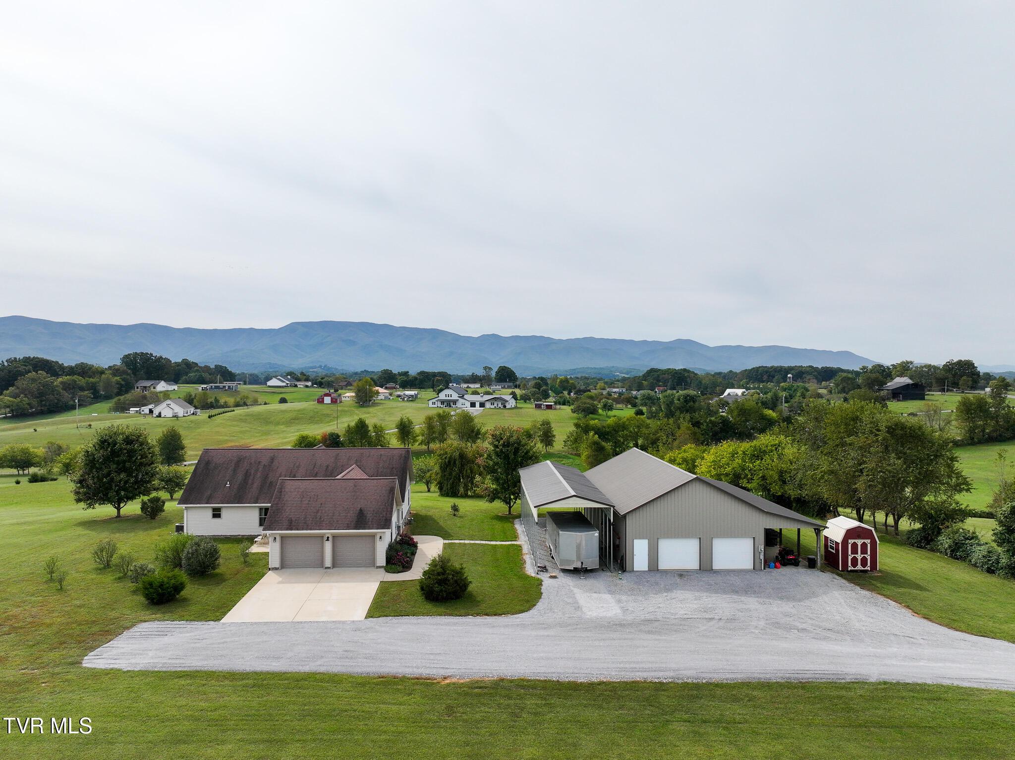 Photo of 3 bed, 2 bath, 2,003 sq ft single family residence at 263 Stockton Road