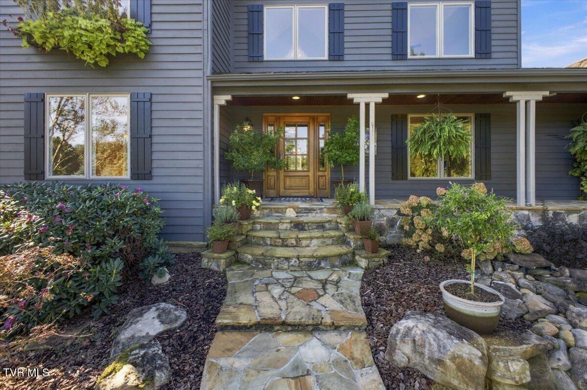 217 Lake Meadows Drive