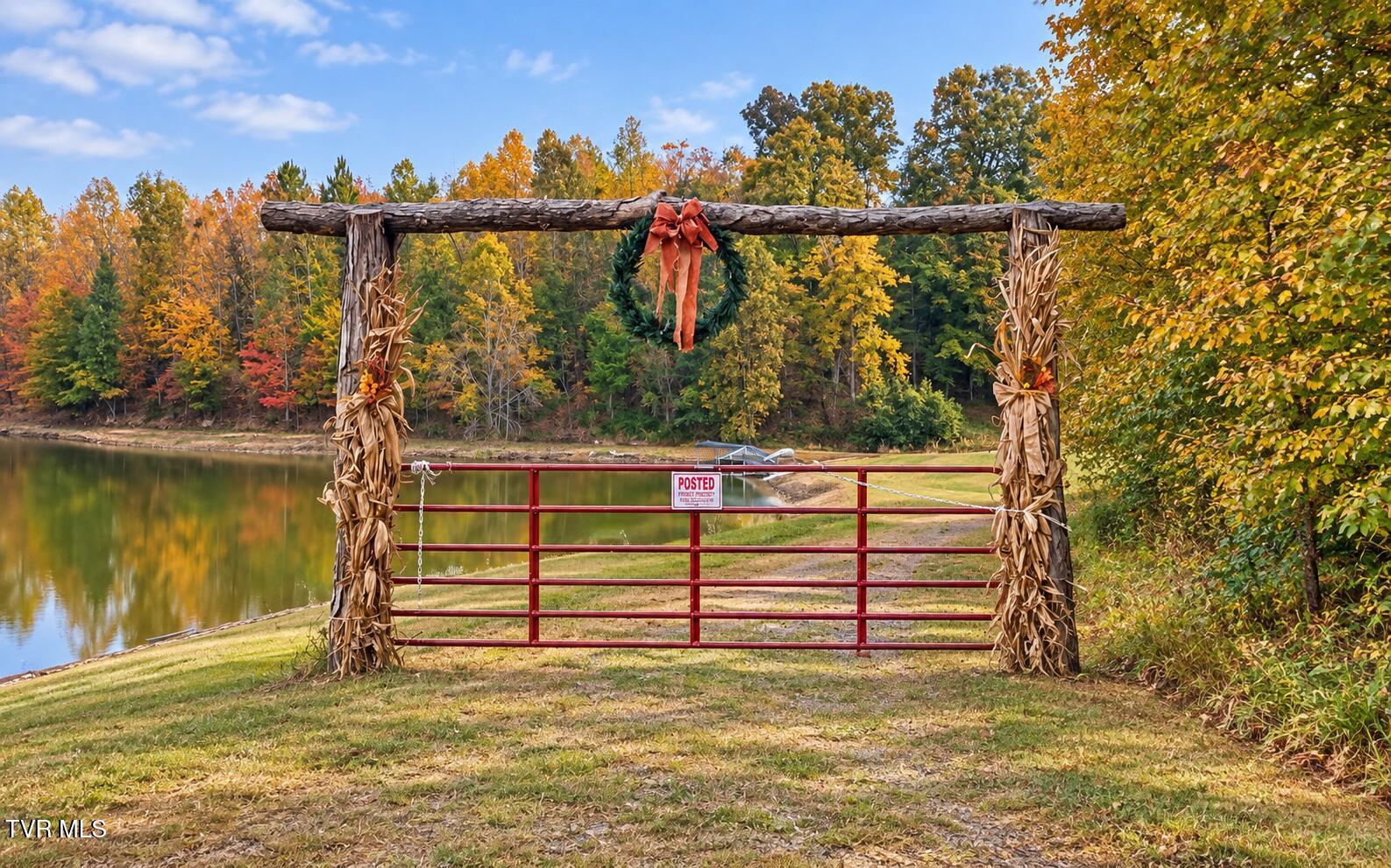 Photo of 9.72 ac land at 000 Williams Road