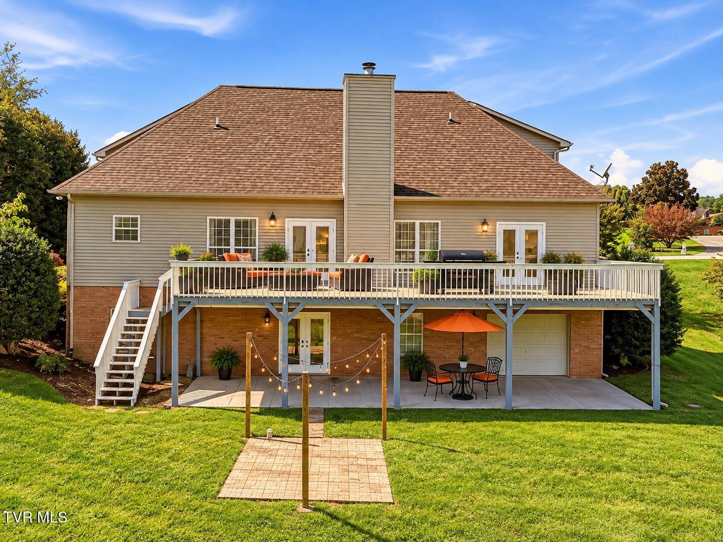 414 Derbyshire Ct - 2