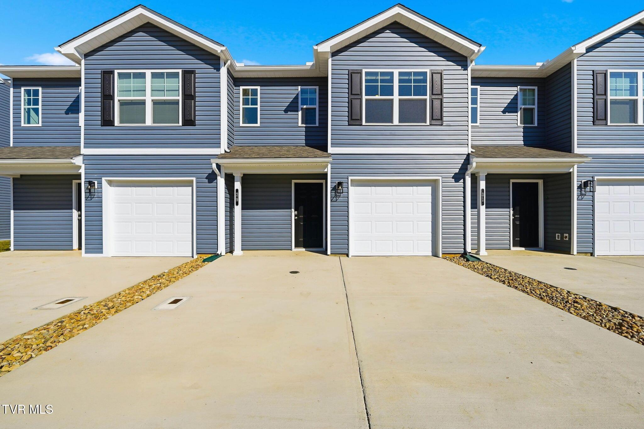 Photo of 3 bed, 3 bath, 1,381 sq ft pud at 29 Teagan's Terrace