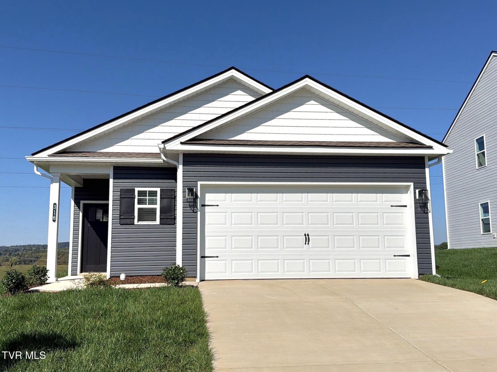 Photo of 3 bed, 2 bath, 1,459 sq ft single family residence at 316 Chimney View Loop