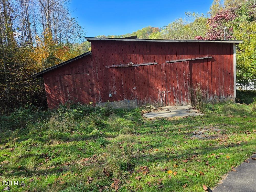 Barn, just off Miller Road
