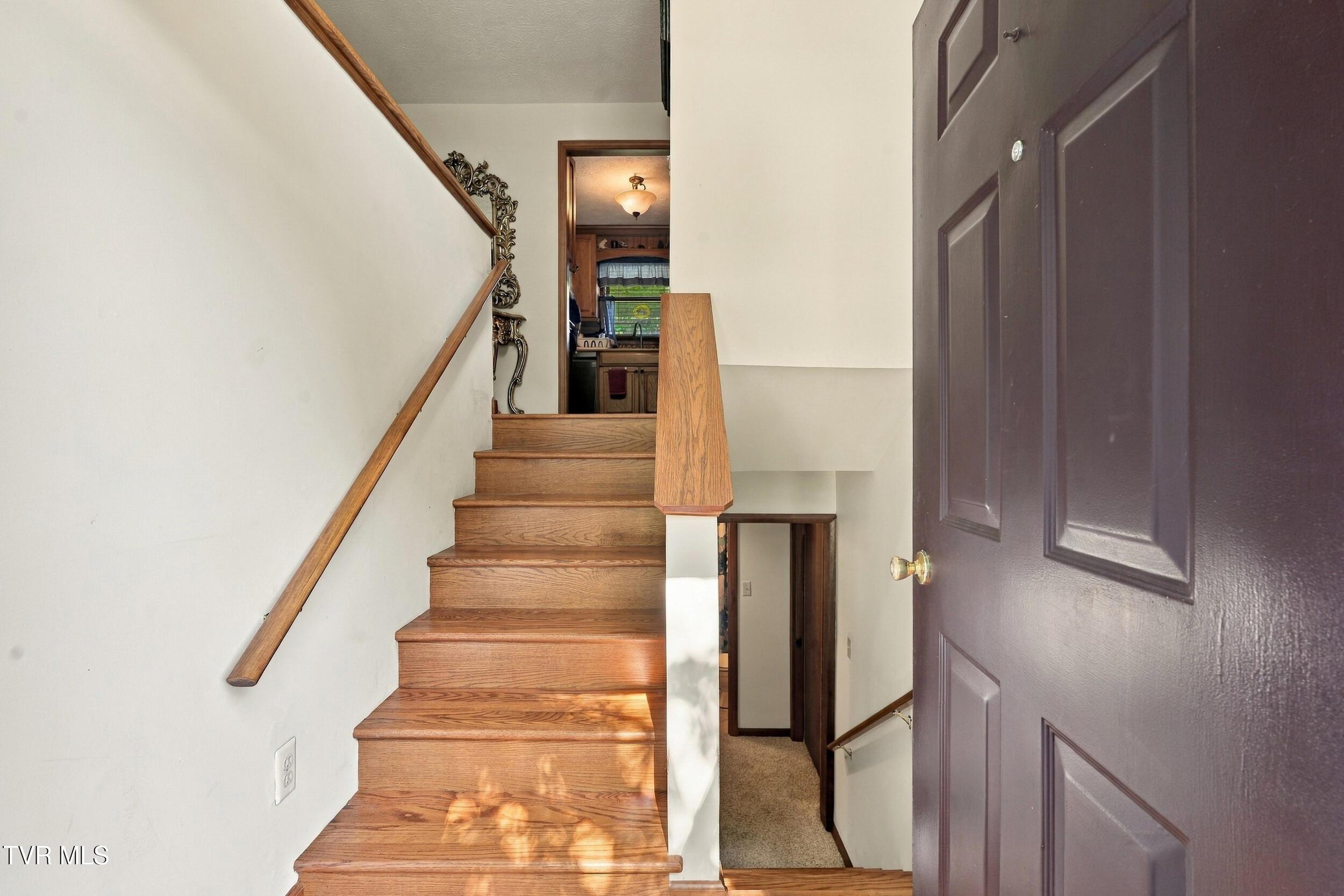 5_529 old gray-25