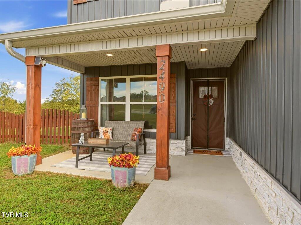 2490 Stream View Ln - 2