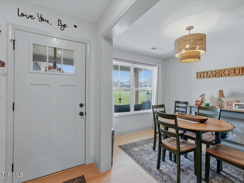 2490 Stream View Ln - 4