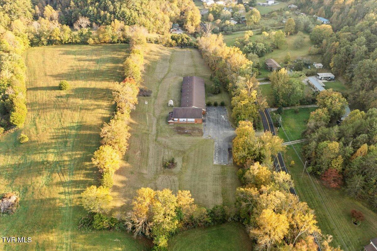 Photo of 13,474 sq ft, 5.40 ac commercial sale at 321 Possum Creek Road
