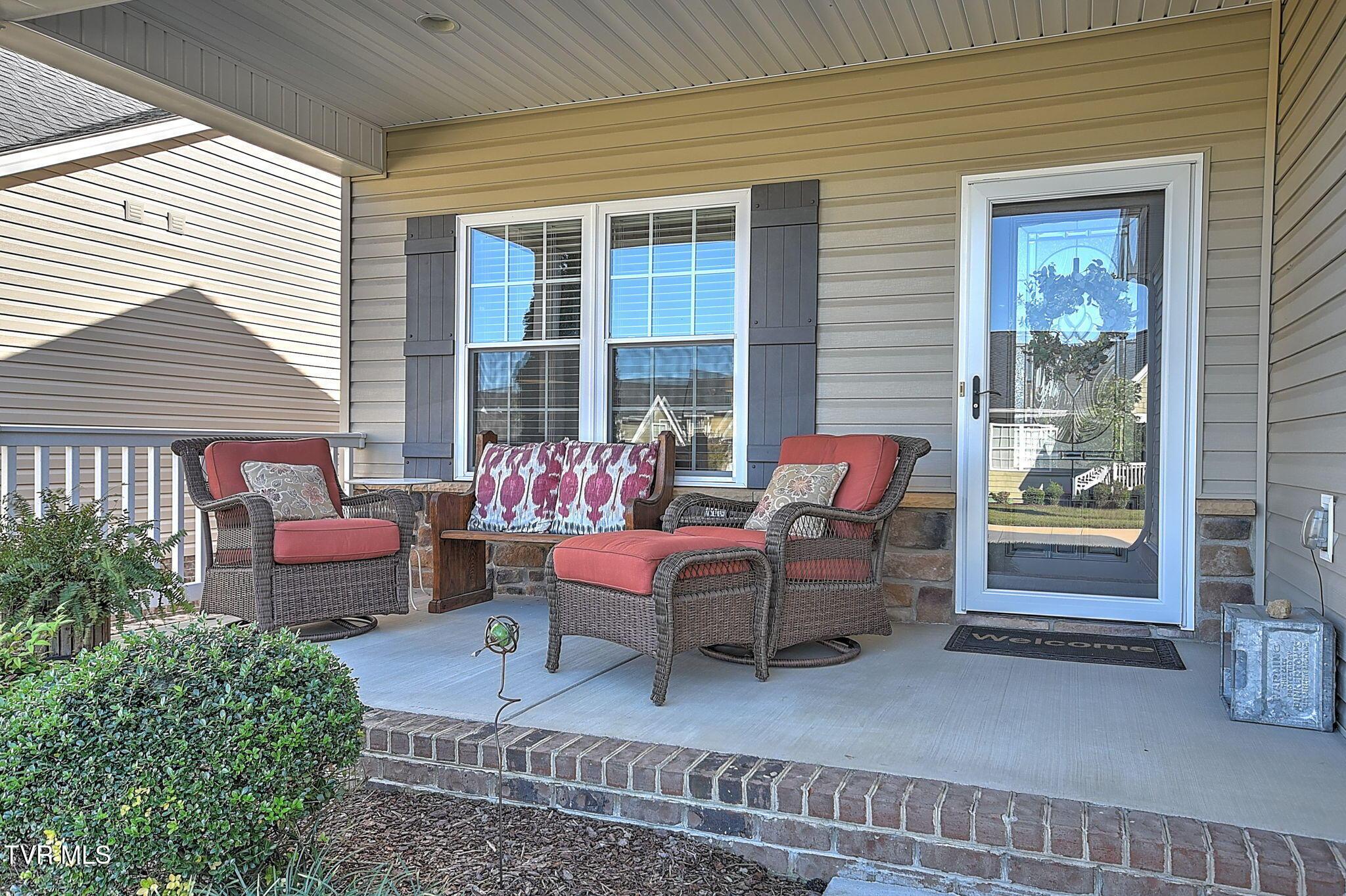 5-web-or-mls-181 Piper Glen BJ-4