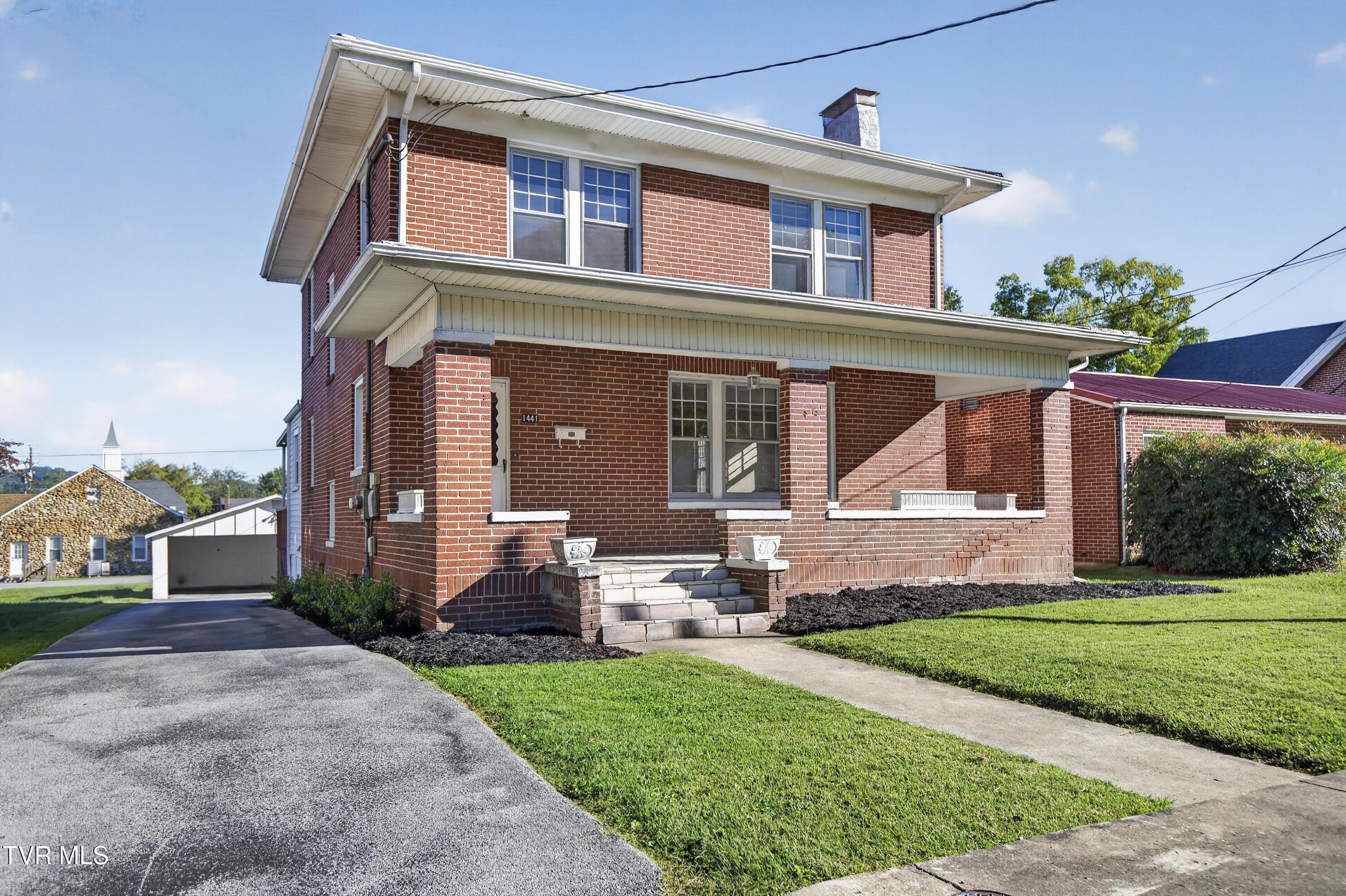 1441-Windsor-Ave-Bristol-TN Matt-Smith-R