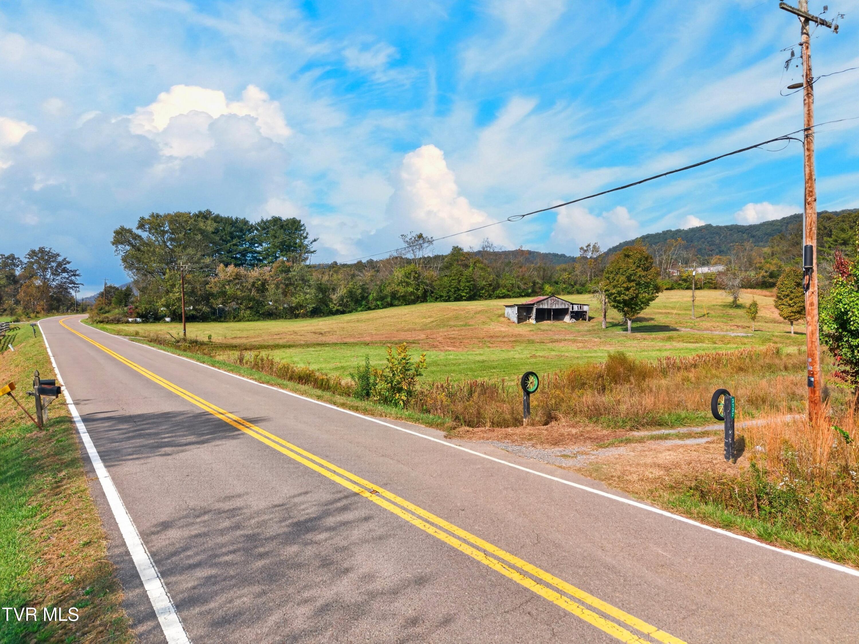 004-3131BeechCreekRoad-Rogersville-TN-37