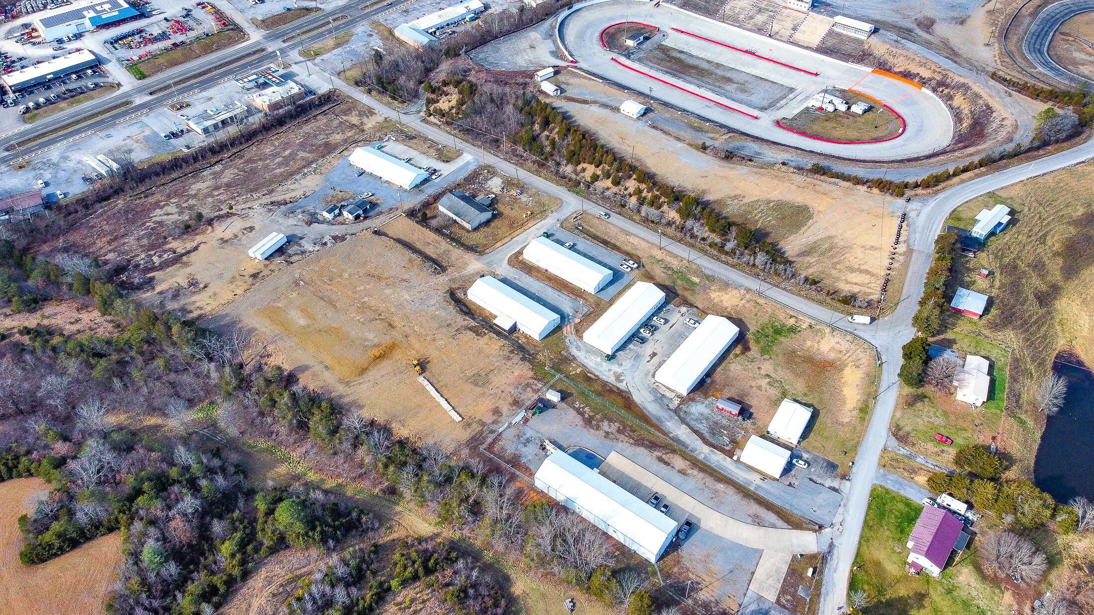 Photo of 21,600 sq ft, 3.38 ac commercial sale at 516 Morelock Street