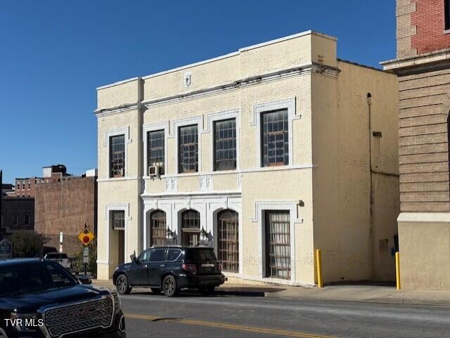 Photo of 25,758 sq ft, 0.21 ac commercial sale at 509 Shelby Street