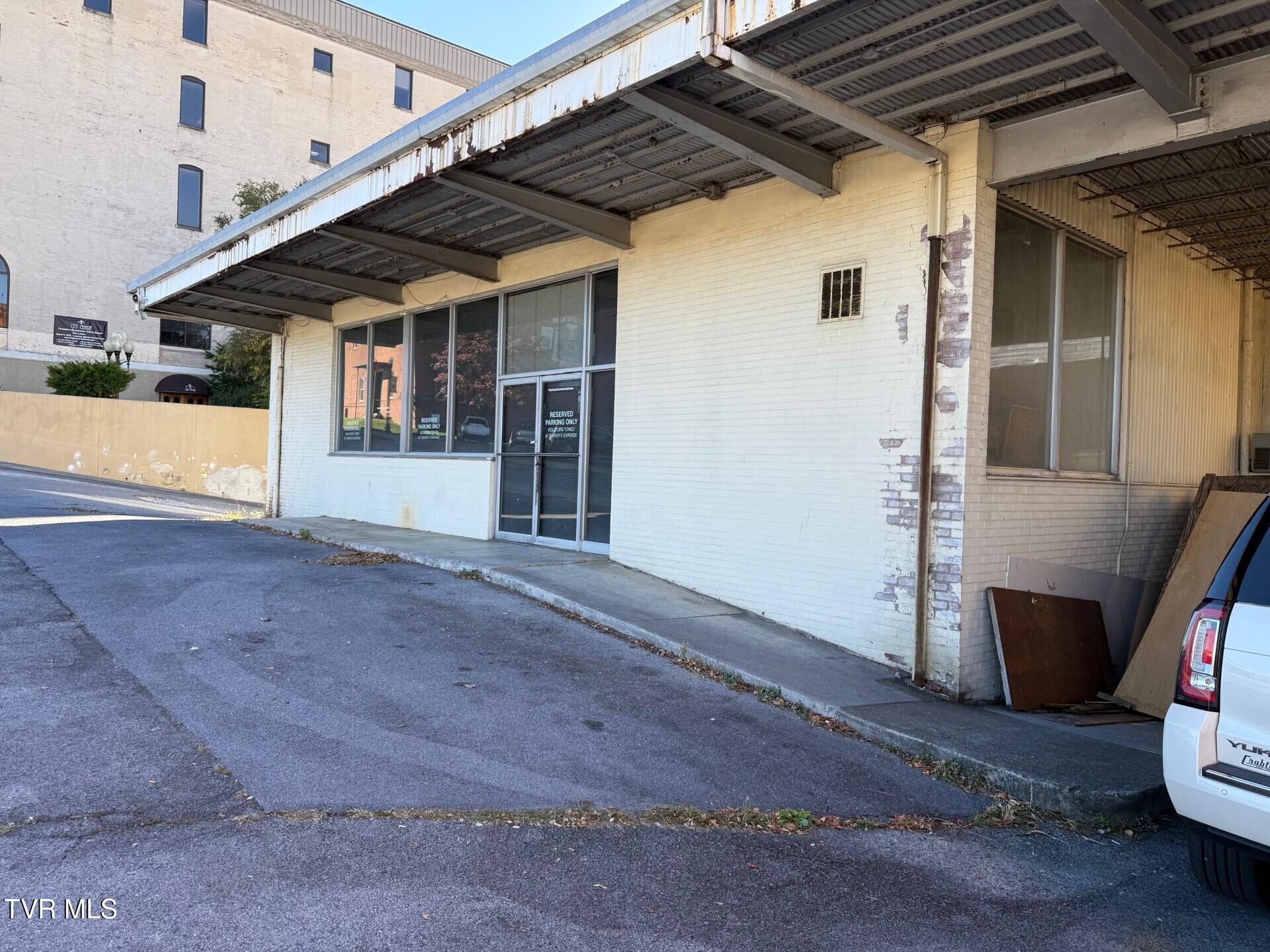 Photo of 4,242 sq ft, 0.24 ac commercial sale at 16 5th Street