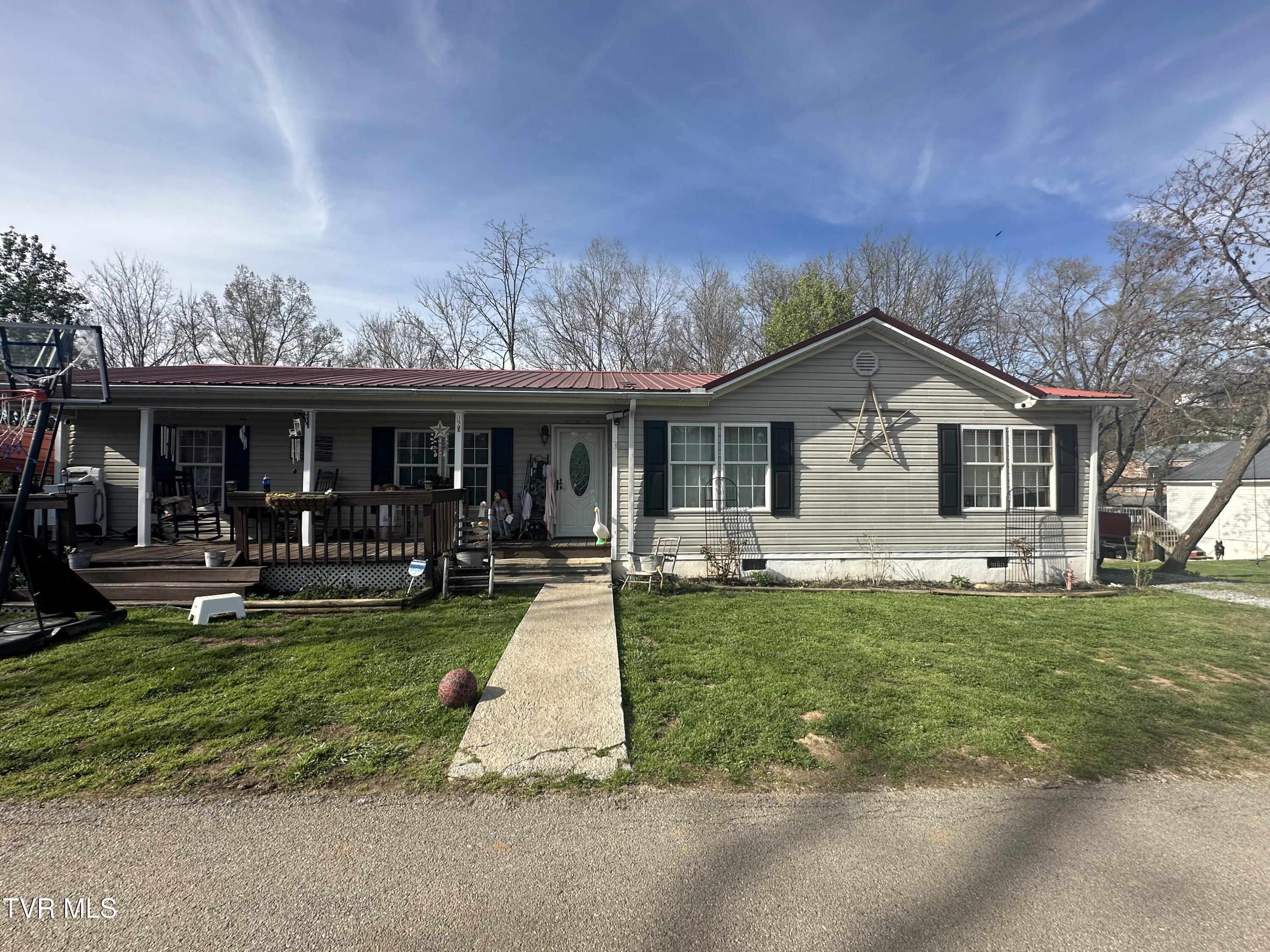 Photo of 3 bed, 2 bath, 2,048 sq ft single family residence at 165 Mcnabb Street