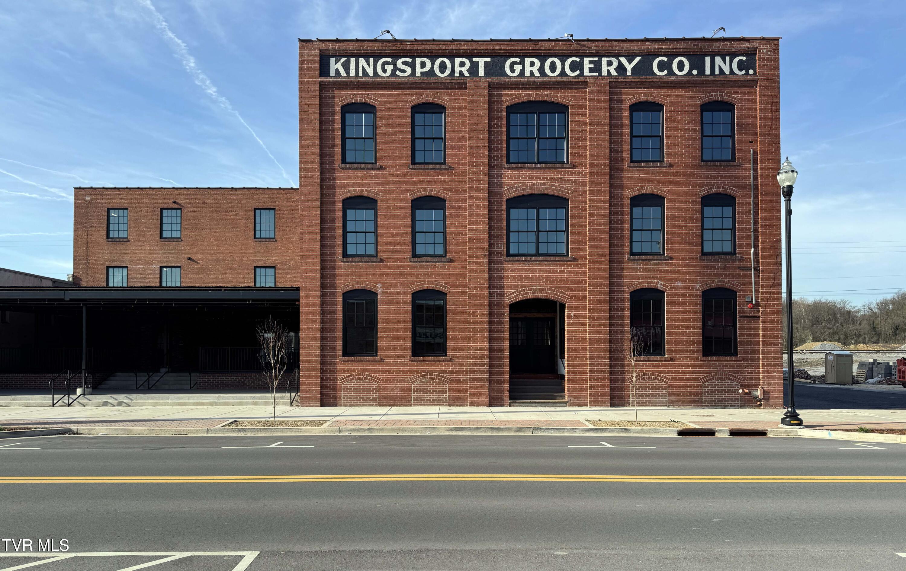 Photo of 23,000 sq ft, 0.41 ac commercial sale at 453 East Main Street