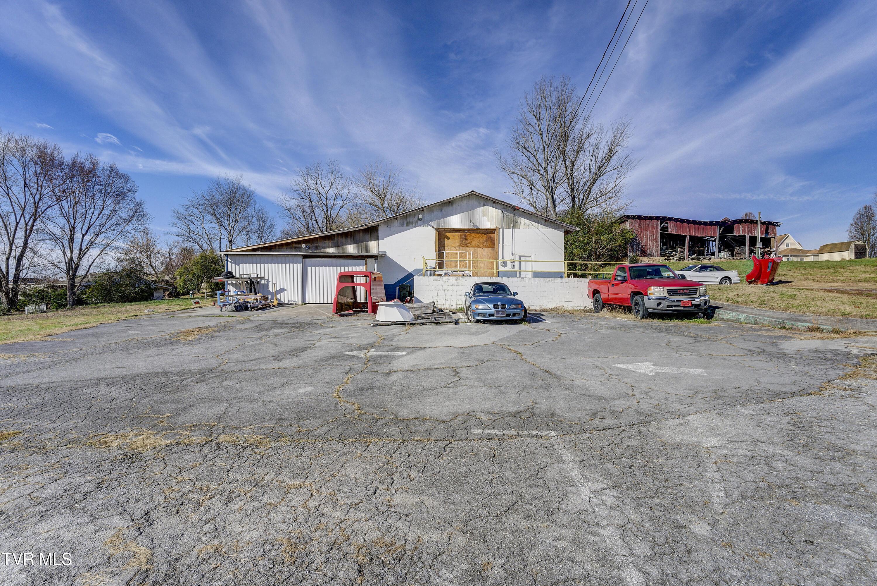 Photo of 4,976 sq ft, 0.85 ac commercial sale at 129 Cherry Street