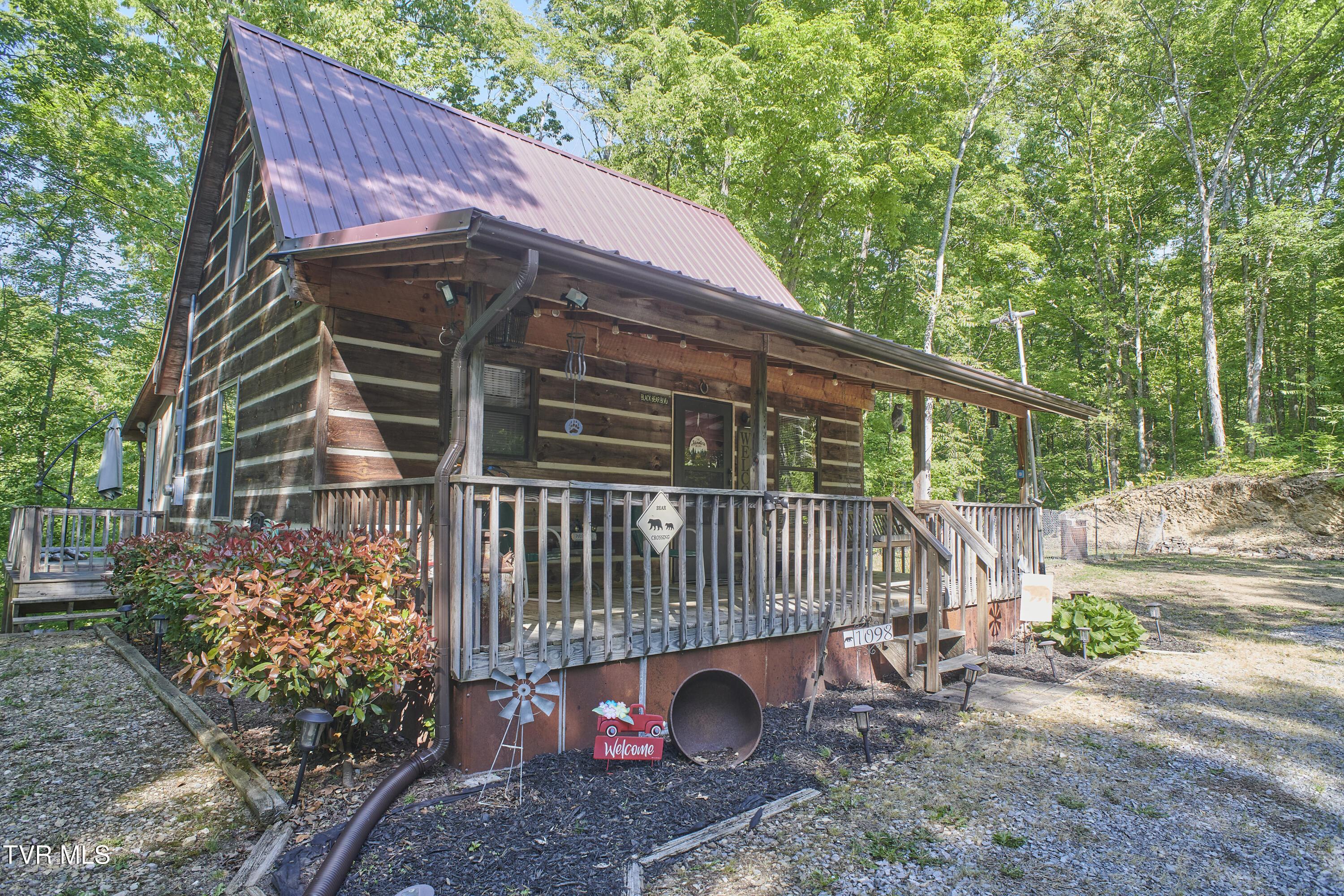 Photo of 2 bed, 1 bath, 600 sq ft single family residence at 1092 Hwy 25 E