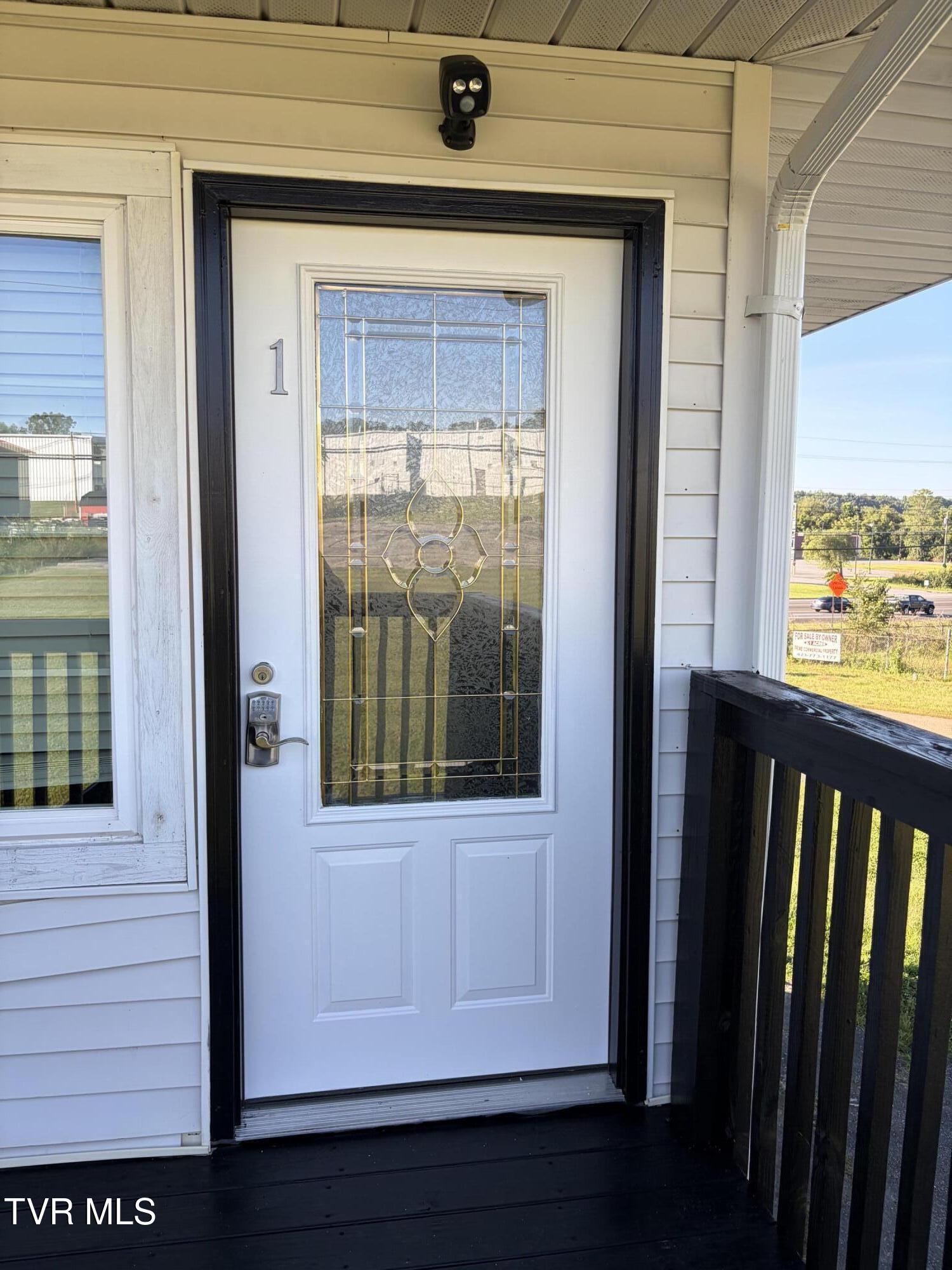 Photo of 2 bed, 2 bath, 1,500 sq ft residential lease at 5725 Highway 11e #1
